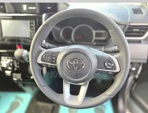 Toyota Roomy Custom Gt Turbo 2025