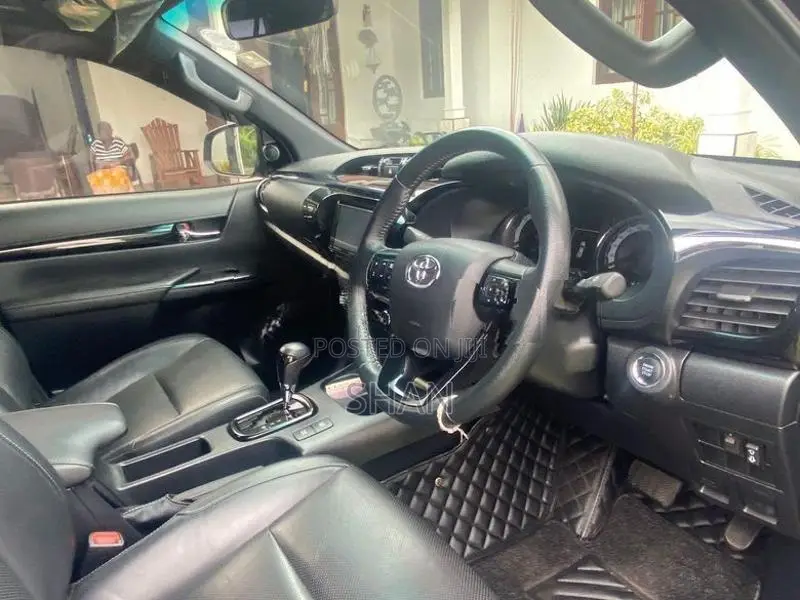 Toyota Hilux 2020