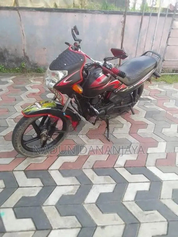 Bajaj Pulsar 180 WZ 2011