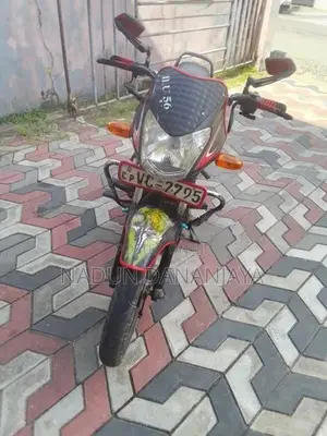 Bajaj Pulsar 180 WZ 2011