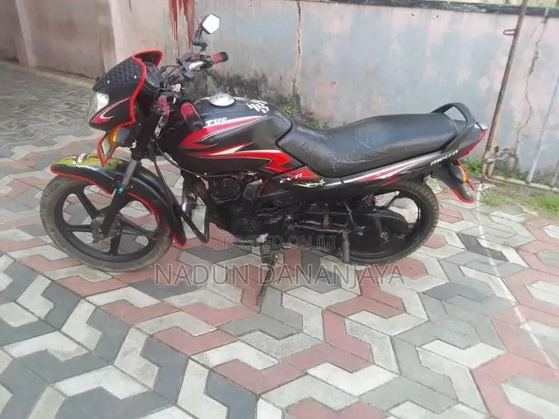 Bajaj Pulsar 180 WZ 2011