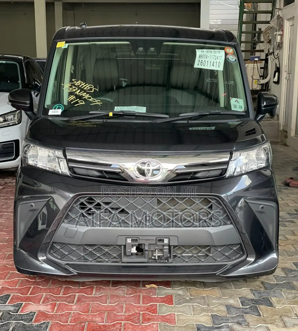 New Toyota Roomy 2025 Black