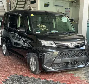 New Toyota Roomy 2025 Black