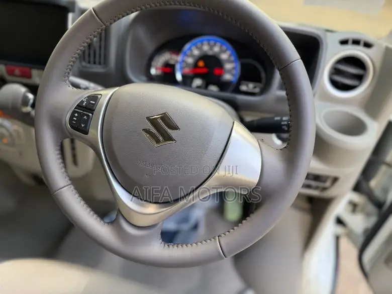 New Suzuki Every Wagon 2025 White