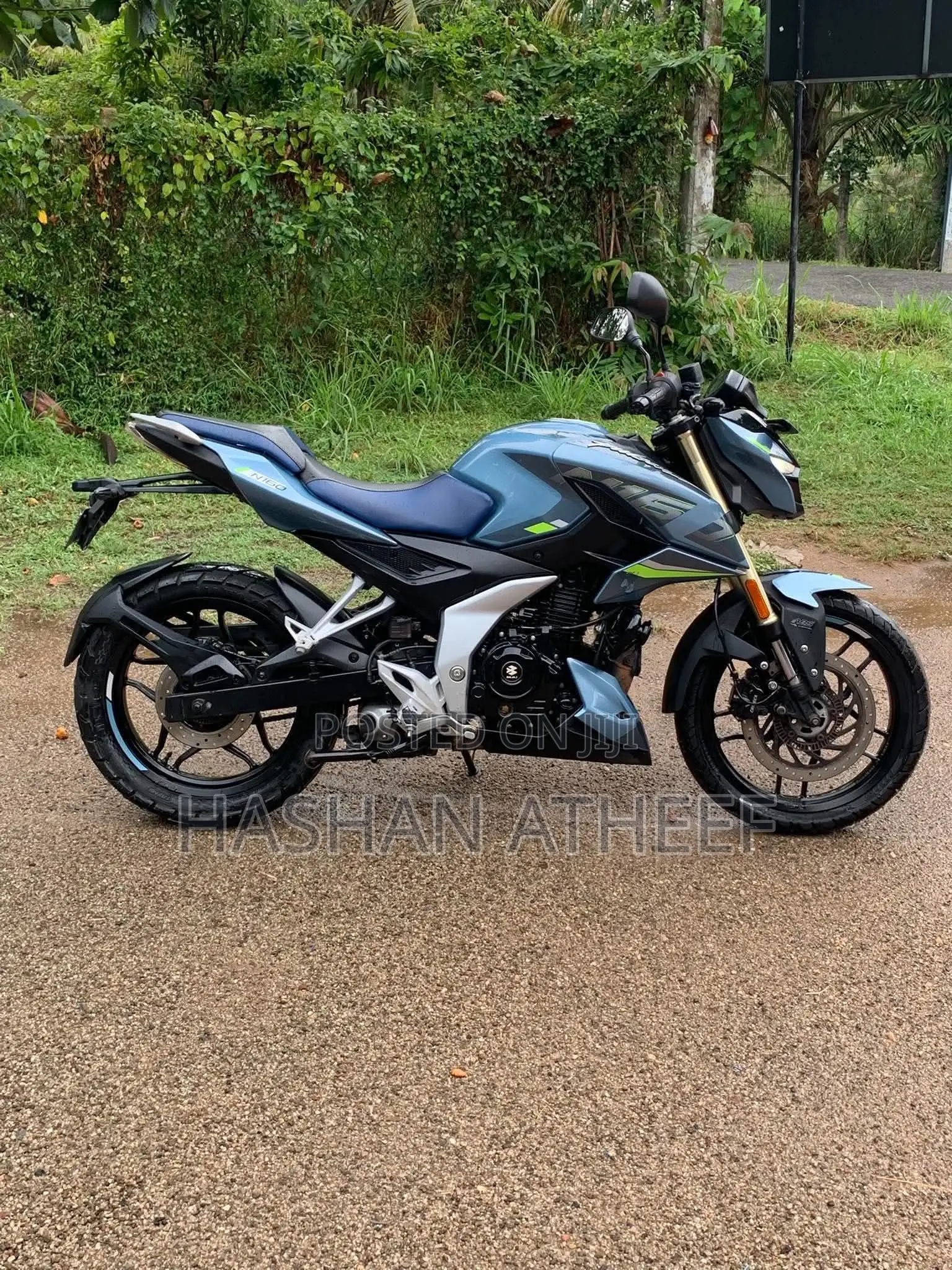 Bajaj Pulsar N160 2025 Blue
