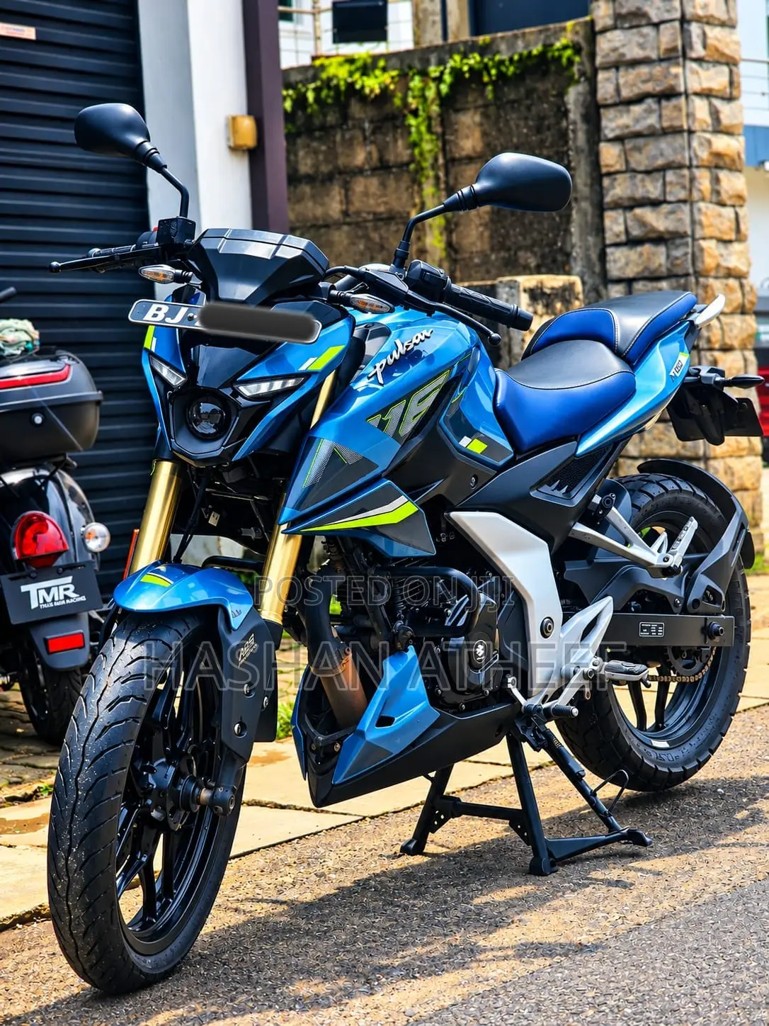 Bajaj Pulsar N160 2025 Blue