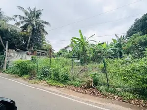 20 P Bare Land Sale At utuwankanda Road Thalawathugoda