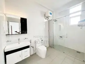 Level 6 | Direct Sea View Condo 3 Bed Bath Mount Lavinia