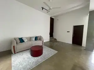 Luxury House For Sale In Thalawathugoda