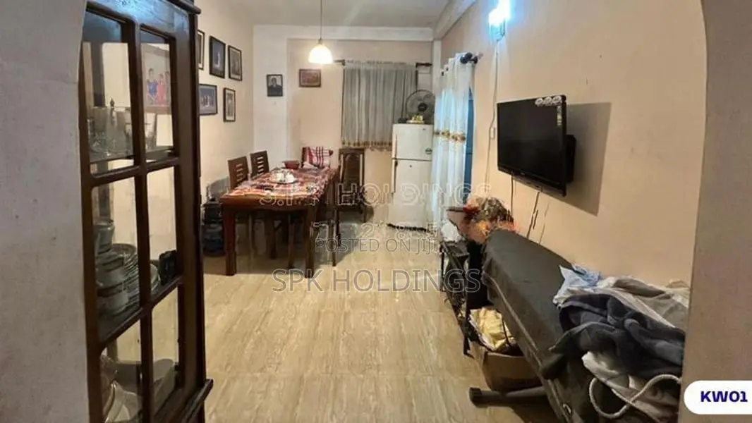 4-Bedroom House in Kotikawatta