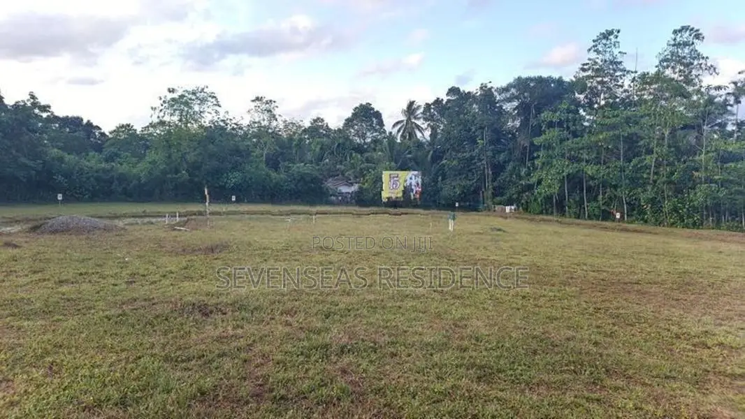 Land for sale in Eheliyagoda