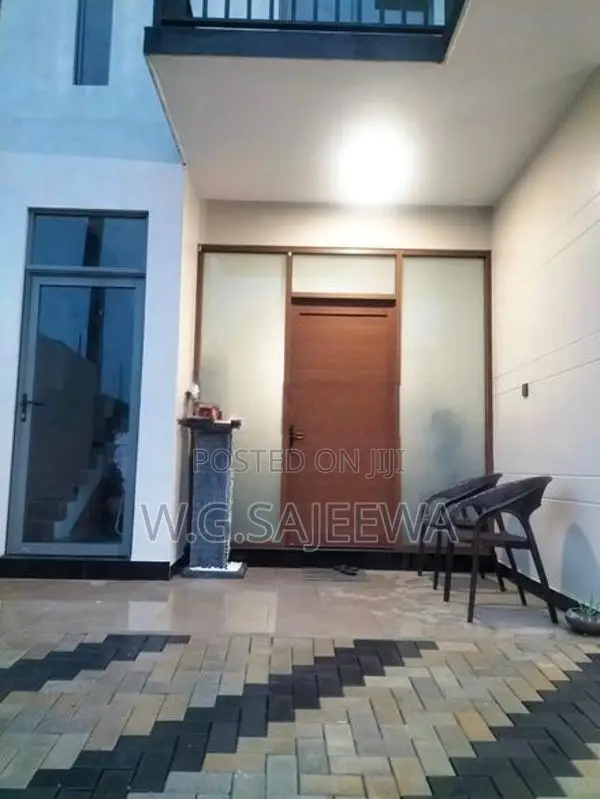 Modern Fully Furnished Two storey apartment for sale Homagama town