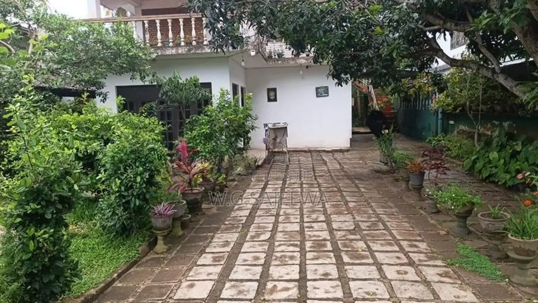 House for sale in seeduwa wasana uyana
