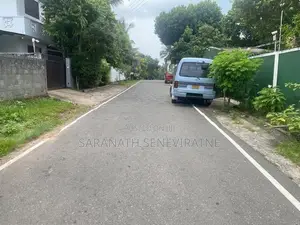 Land in Malabe Kothalawala - Melford Avenue