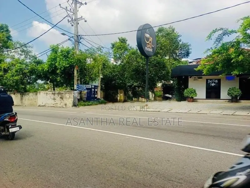 (AFA334) 34 P Commercial Land Sale at Facing Main Road Nawala