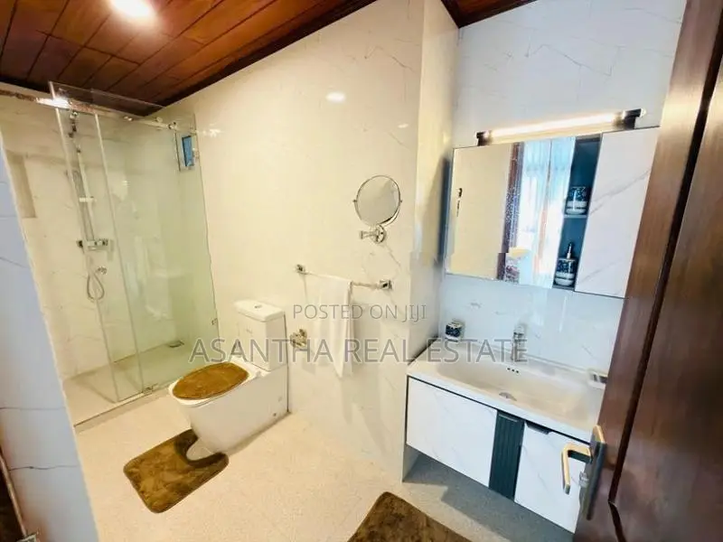 (AFA339) Luxury Residence for Sale - Palawaththa, Baththaramulla