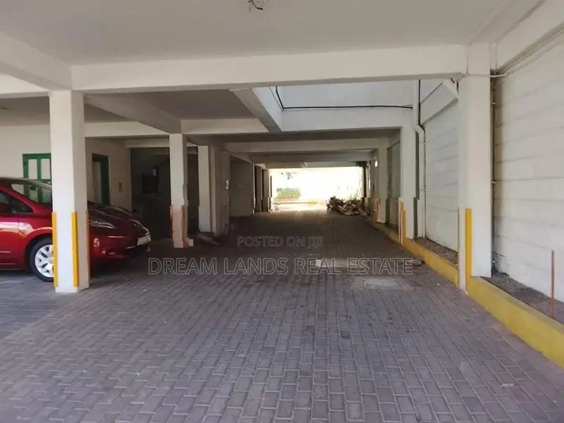 COMMERCIAL BUILDING FOR RENT IN NAWALA (SP1277)