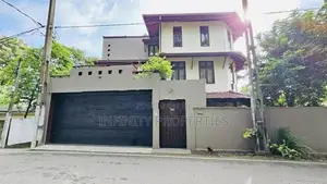 03 Story House With 7.78 P Sale At Udahamulla Nugegoda