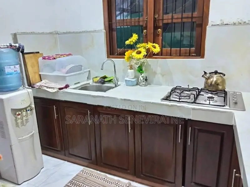 🏡 Three-Bedroom House for Sale – Madulawa Junction Homagama