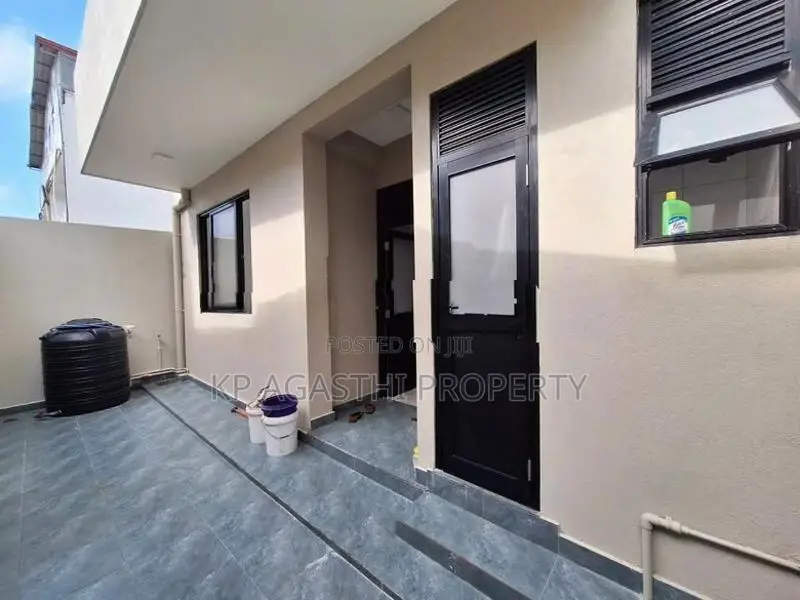 modern house for sale in kalubowila
