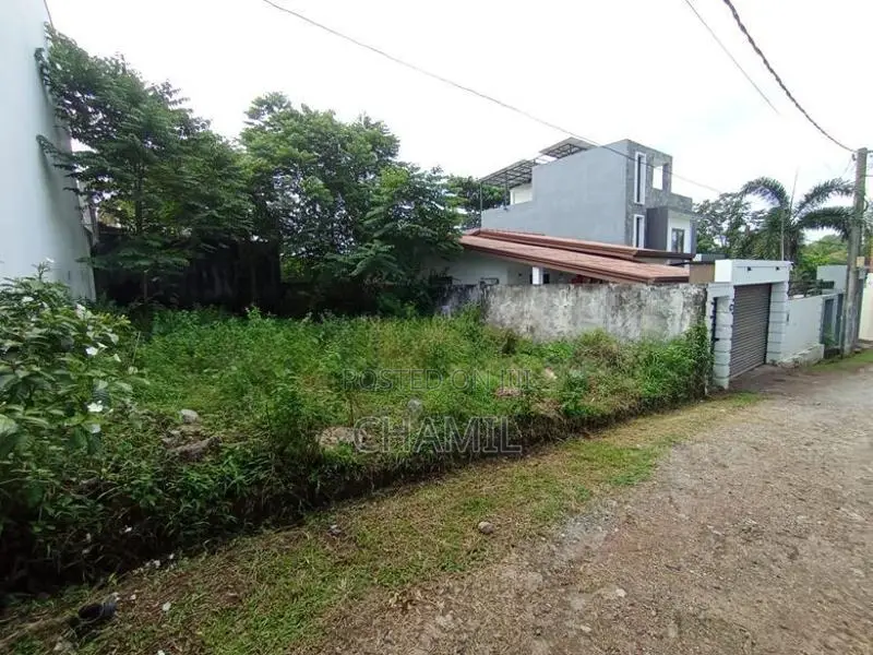 🏠 කැස්බෑව නගරයට ආසන්නව පිහිටි ඉඩමක් විකිනීමට