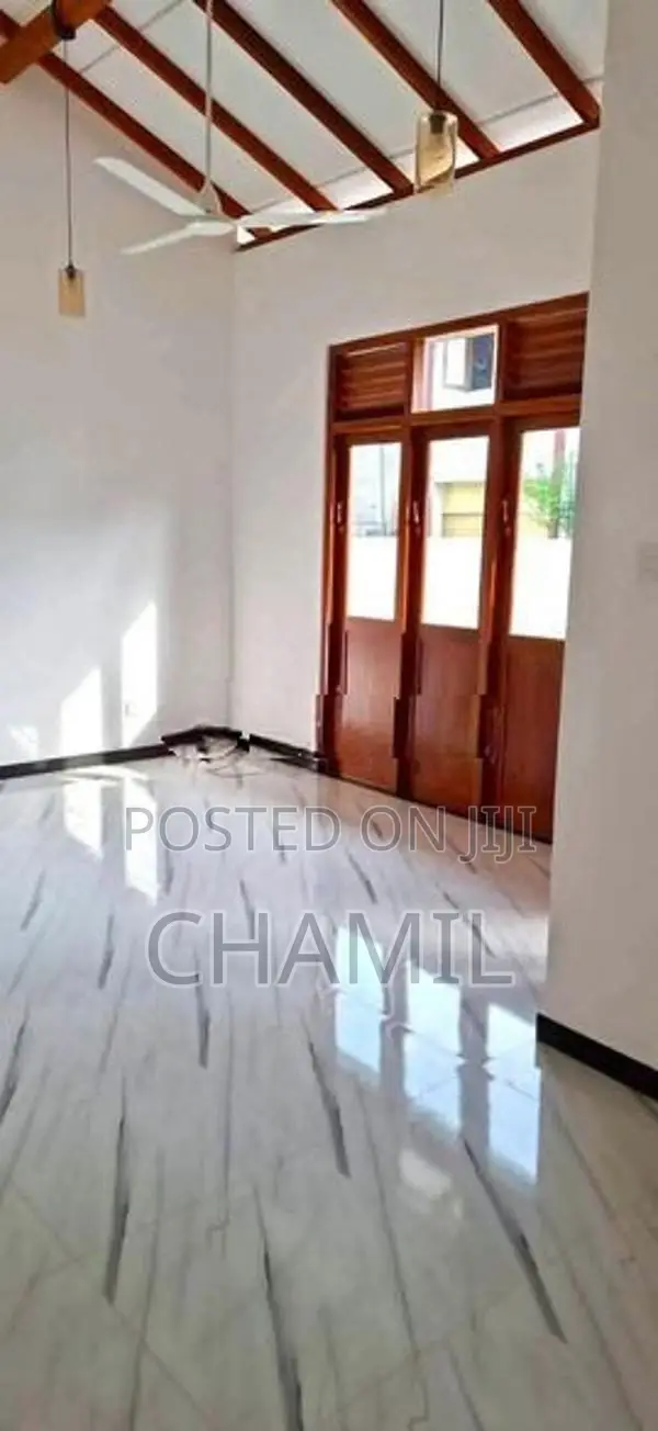 Brand new single story house for sale in kesbewa polgasovita
