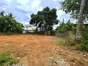 Bare Land with Electricity & Water - Boralesgamuwa