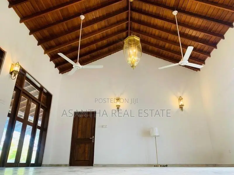 (AFA343) super luxury house for sale in Hokandara.