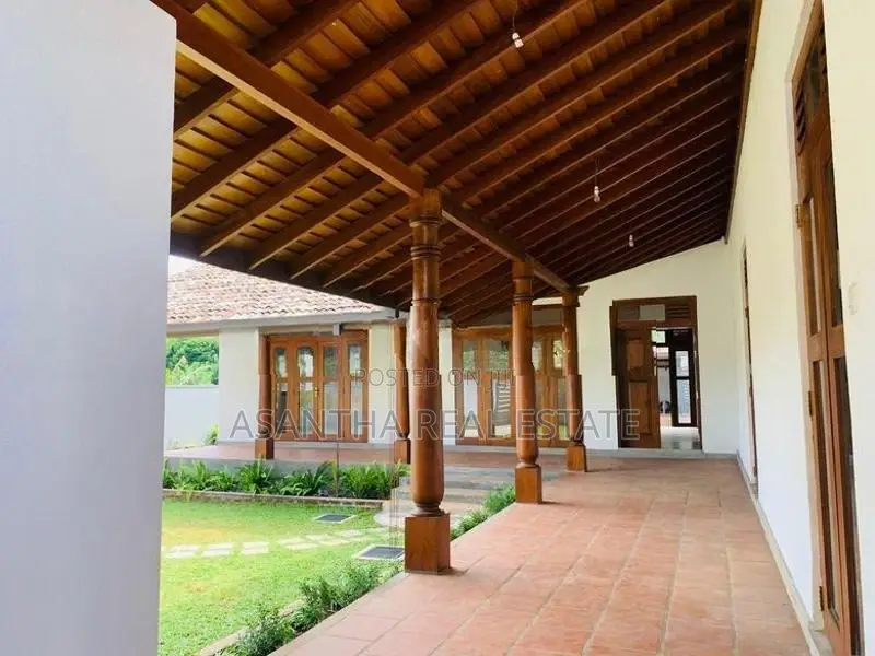 (AFA343) super luxury house for sale in Hokandara.