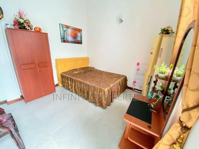 (AF071) Swimming Pool With Luxury 03 Story House Sale At Talwathugoda