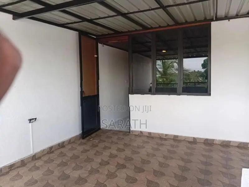 Good Condition Luxury House Sale Battaramulla