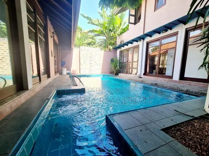 (AFA355) Luxury House for sale Ambuldeniya Nugegoda