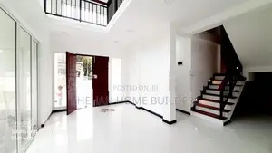 Brand new Luxury three storey House For sale in Ja Ela udumita