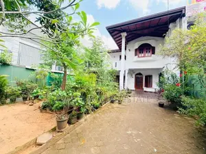(AFA367) 02 Story House With 16.2 P Sale At Pitakotte