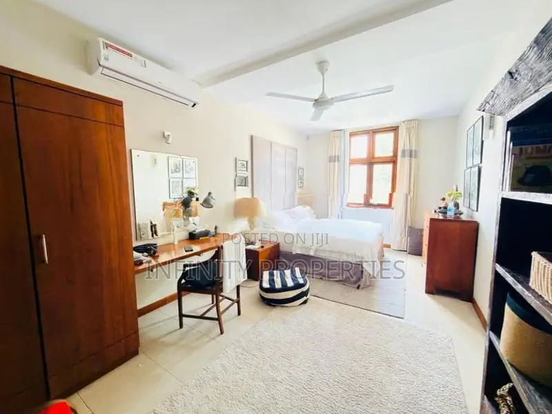 (AFA380) 03 Story Luxury House With 17.5 P Sale in Nawala