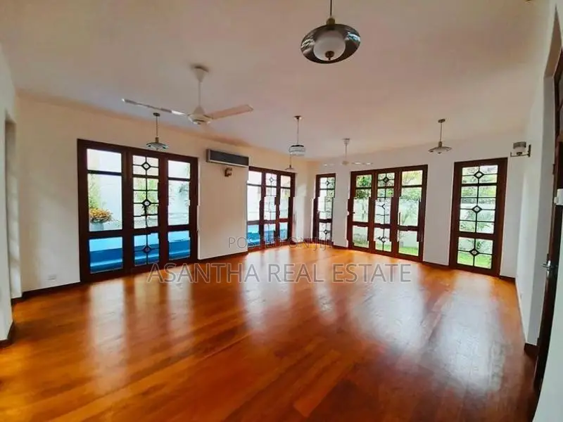 (AFA389) Swimpool With Luxury House 17 P Sale At Koswatha Nawala