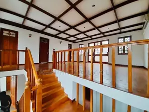 (AFA389) Swimpool With Luxury House 17 P Sale At Koswatha Nawala
