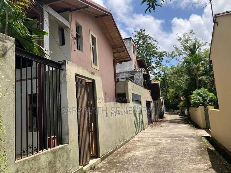 Architect designed beautiful house with open spaces Talawathugoda
