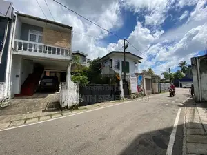 Commercial Valued Old House - 3 units With Annex Nugegoda Junction
