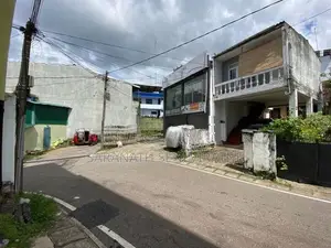 Commercial Valued Old House - 3 units With Annex Nugegoda Junction