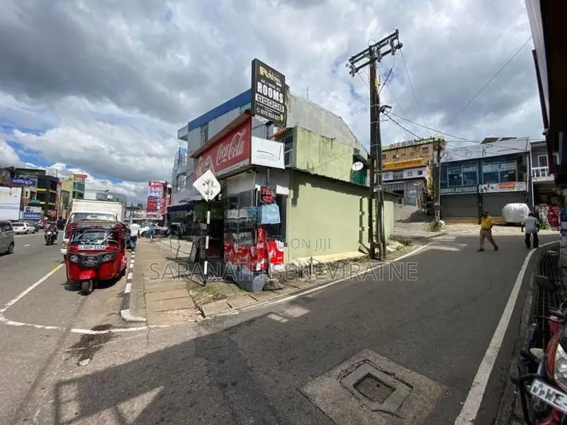 Commercial Valued Old House - 3 units With Annex Nugegoda Junction
