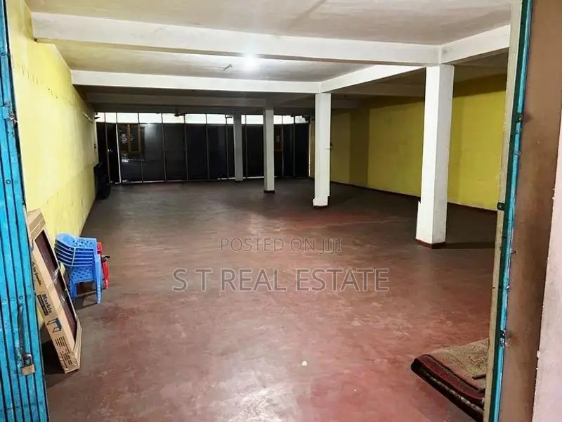 4 Story Commercial Building For Sale in Monaragala.