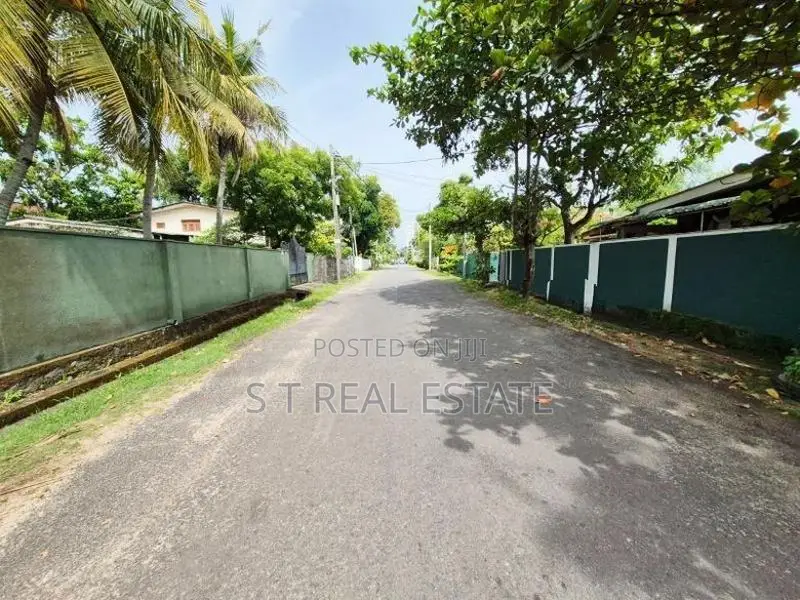 9P Bare Land For Sale In Mt Lavinia
