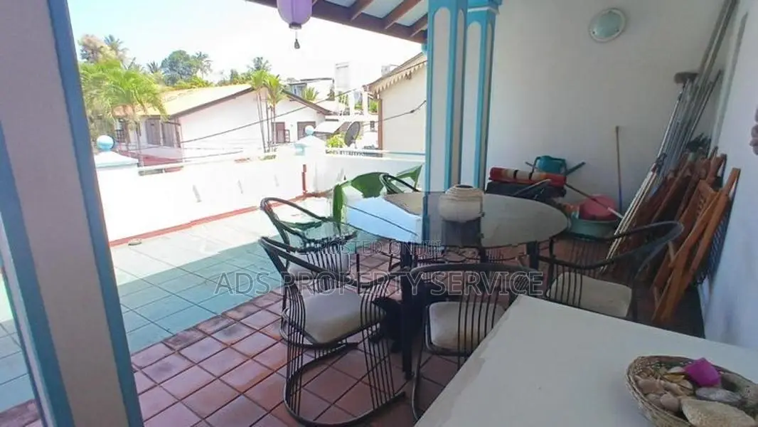 14 Ph Land with 2 story house for sale in near Katubedda