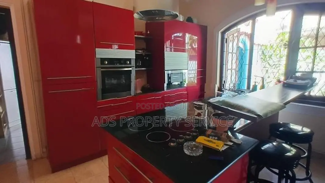 14 Ph Land with 2 story house for sale in near Katubedda