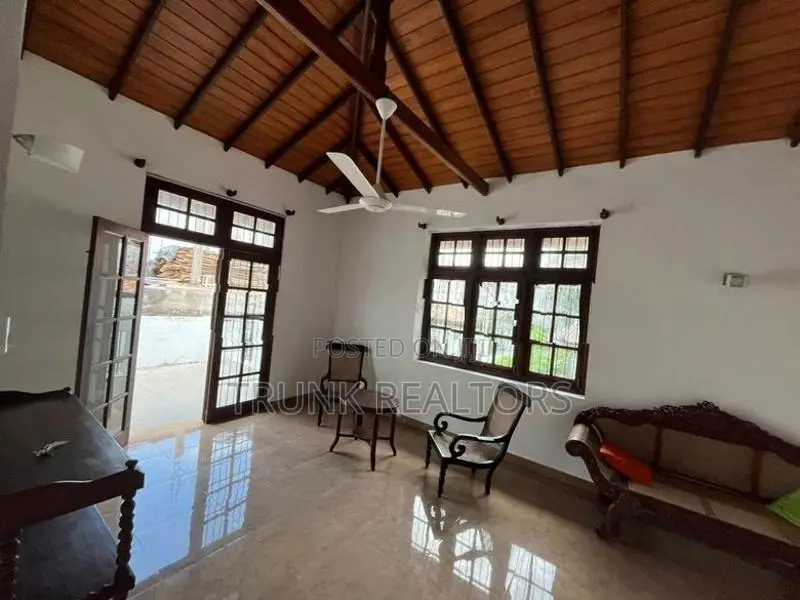 ￭ Dehiwala Commercial Property For Rent (NK11542)