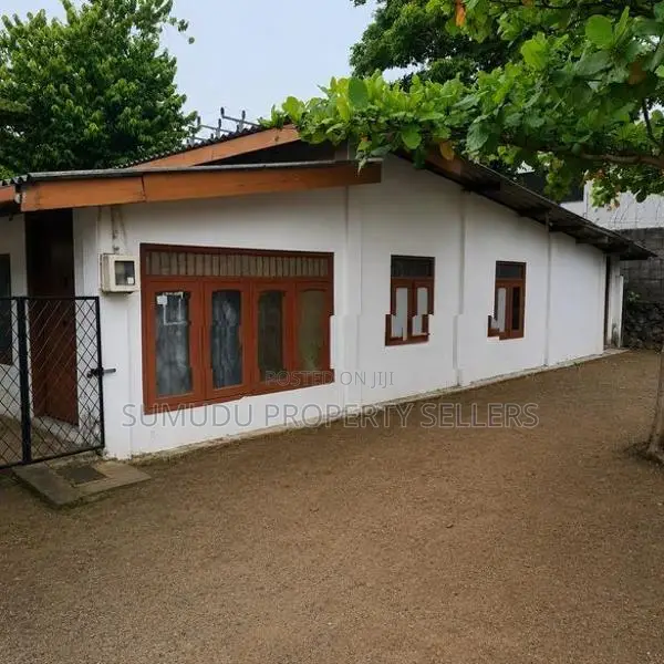Commercial Land for Sale in Rajagiriya – Ideal Store & Warehouse