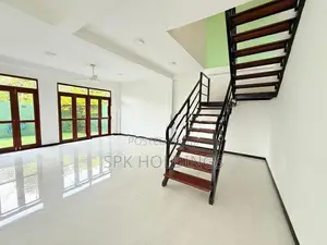 4-Bedroom House – Kottawa,Kahathuduwa