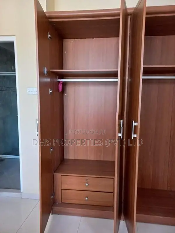 Apartment For Rent | Colombo 4 3 BR 300 K