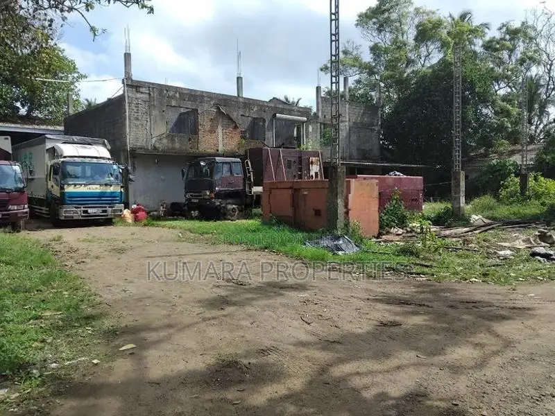 Warehouse for Sale in Wadduwa